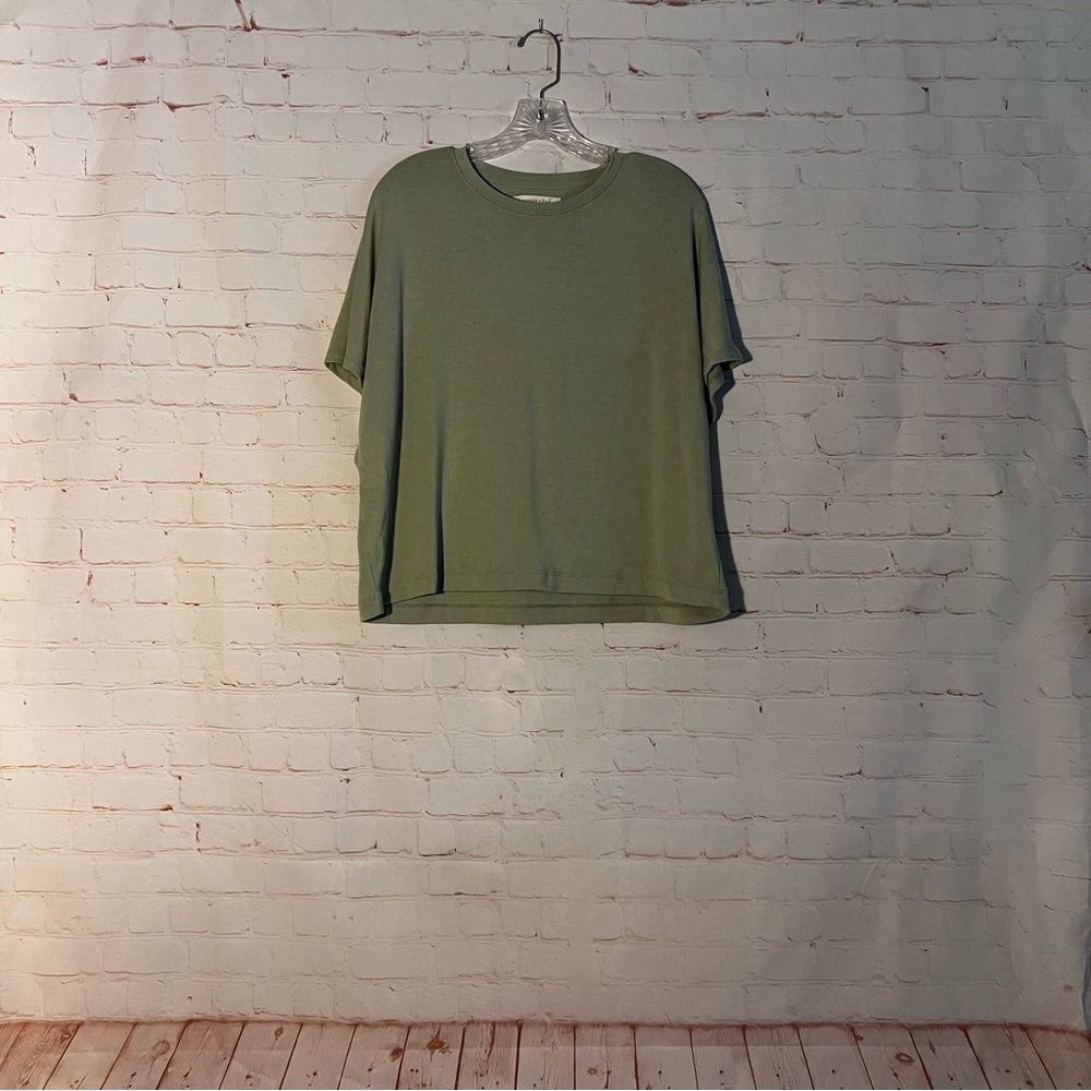 Abercrombie & Fitch Olive Short Sleeve Tee